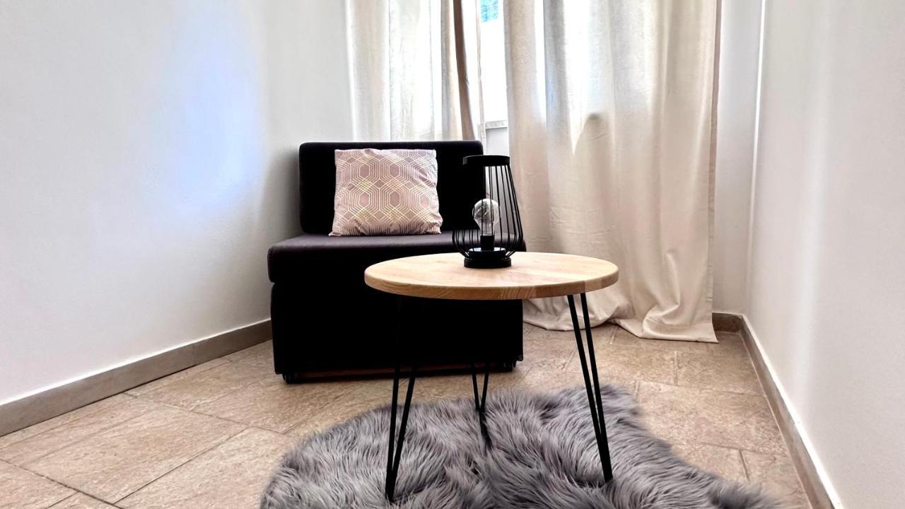 Villa Ester Lopar Εξωτερικό φωτογραφία